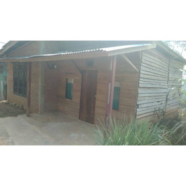 Rumah Semi Permanen Shopee Indonesia