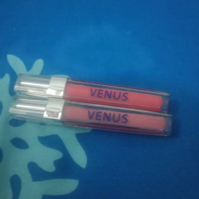Preloved lip cream venus