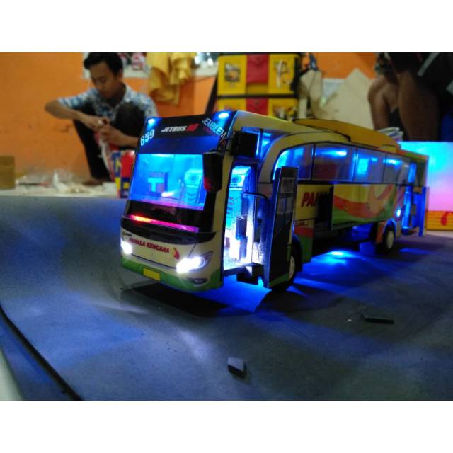 Miniatur Bis Murah Pahala Kencana Jetbus HD