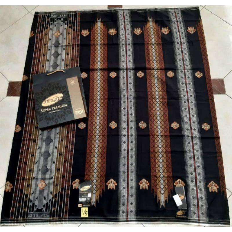 SARUNG ATLAS SUPER PREMIUM 955 GOLD & SILVER