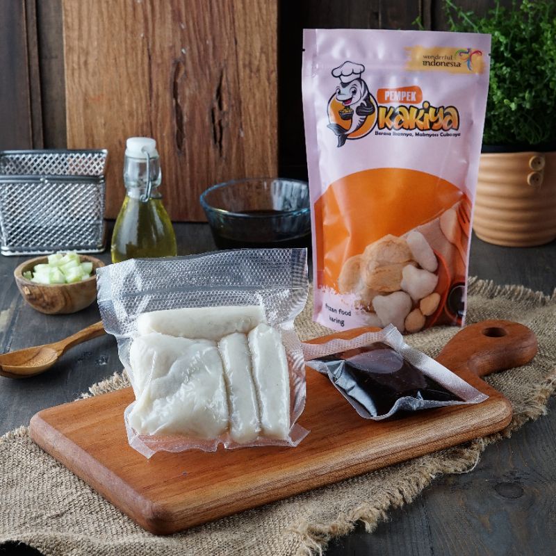 

Pempek Pouch Paket Standar