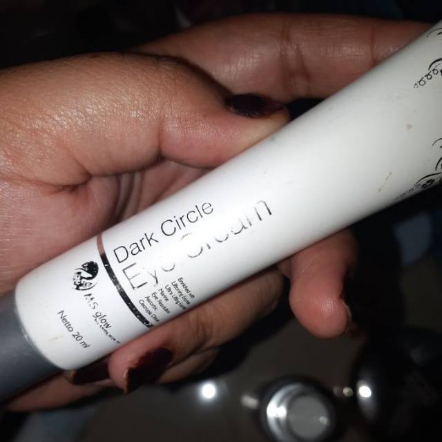 Preloved eye cream ( krim mata) ms glow