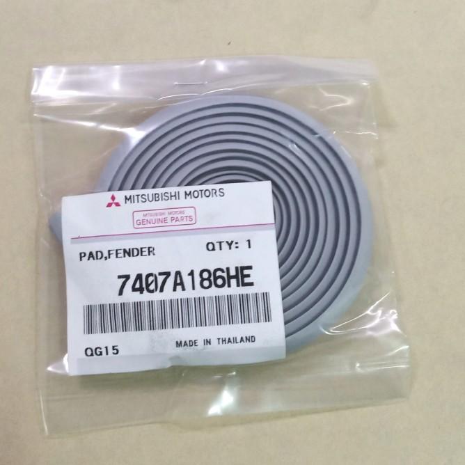 Karet List Over Fender Spakbor Strada Triton Pajero Sport