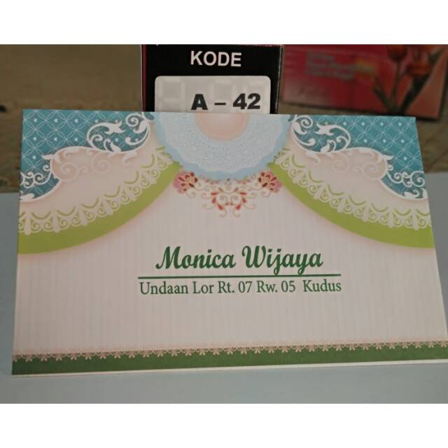 

AMPLOP KONDANGAN MOTIF TANPA PEREKAT