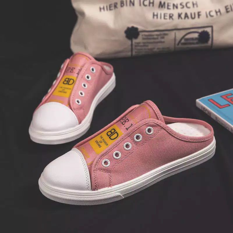Big Sale] Sepatu Wanita Slop BD Slip on Tanpa tali
