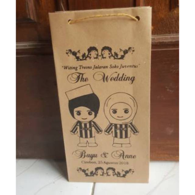 

Paperbag craft coklat uk 12*5*30 ( pxlxt) paperbag sablon,paperbag sandal hotel