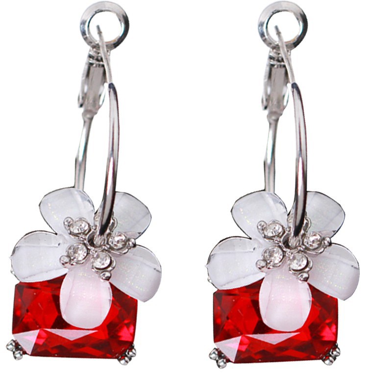 Profil tinggi dan murah hati trendi fashion ornamen Kristal cherry blossom anting-anting cincin/stud