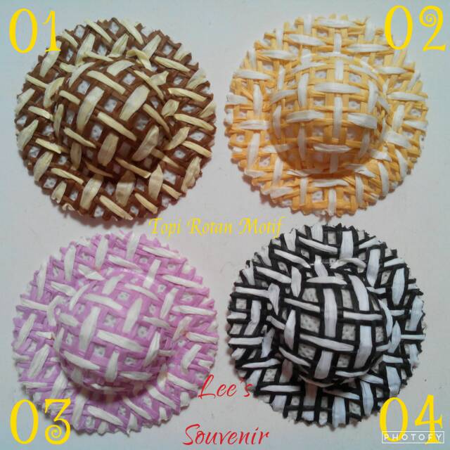 Topi Rotan Motif