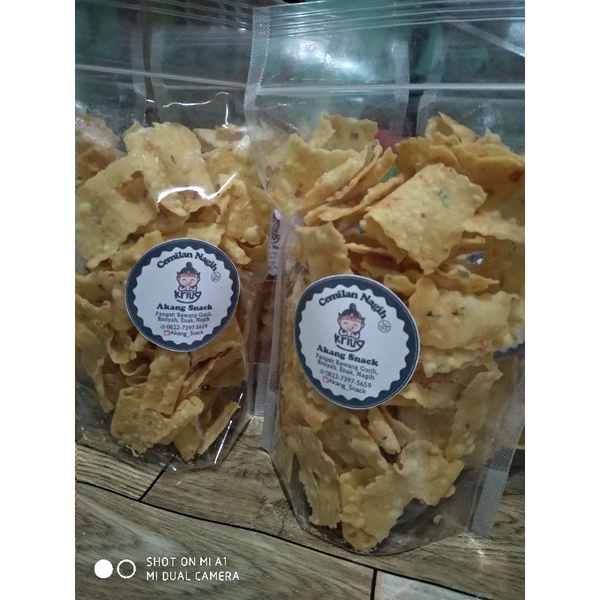 

Keripik bawang renyah Akang Snack