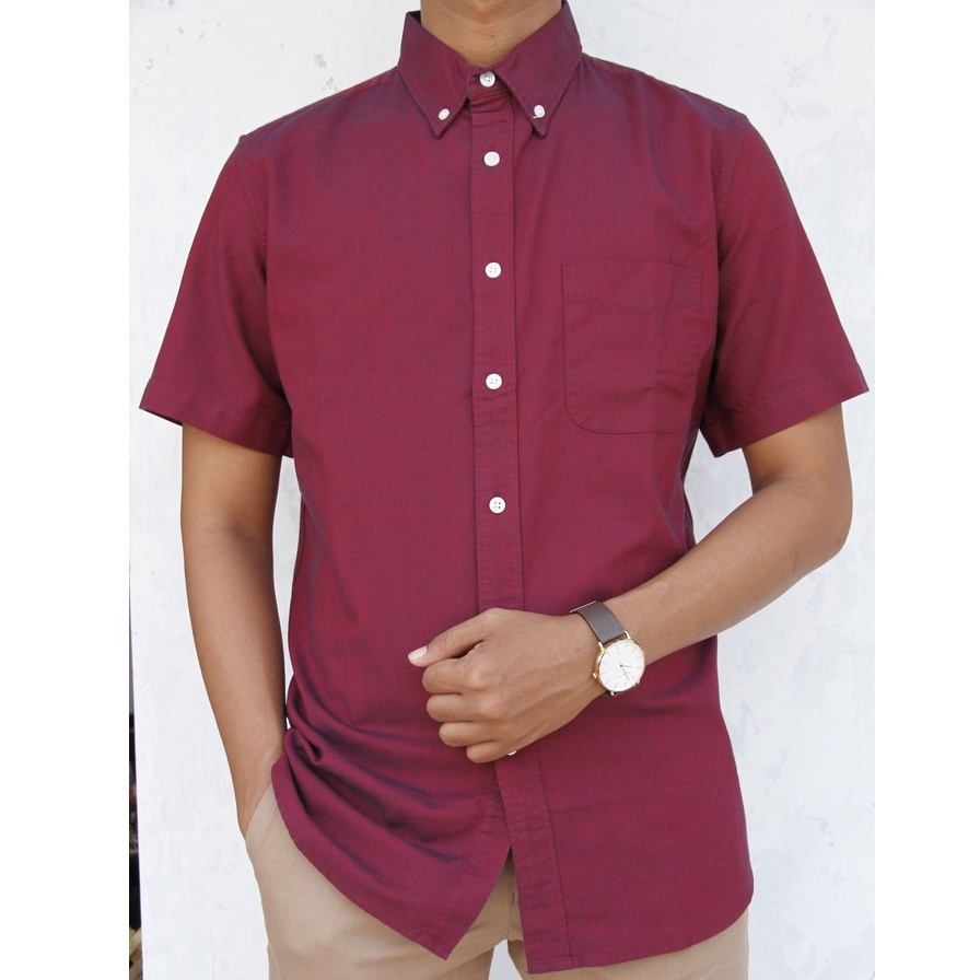 Kemeja Casual Pria Cole Lengan Pendek Reguler Fit Maroon 10 | Kemeja Kesual | Kemeja Kasual | 100% Oginal Best Quality, Exclusive Branded M*t*hari Dept Store