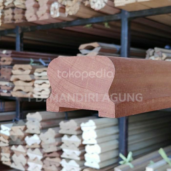 Kayu | Railing Tangga Kayu Meranti (5X7)