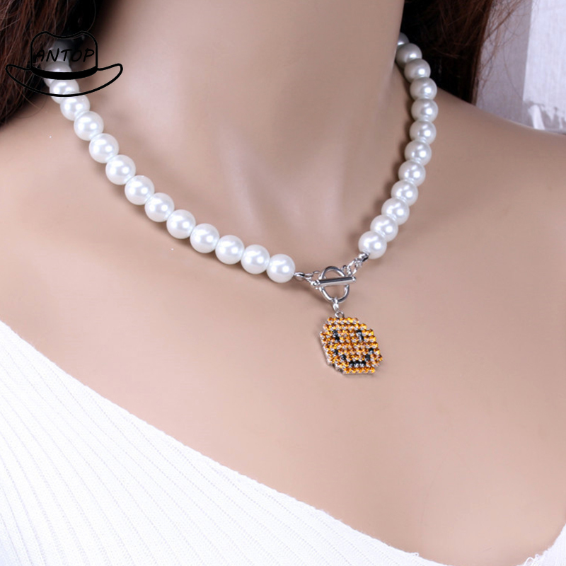 Kalung Mutiara Anne Pearl Choker Fashion Korean Personality Hip Hop Pearl Smiley OT Buckle Pendant Chain ANTOP