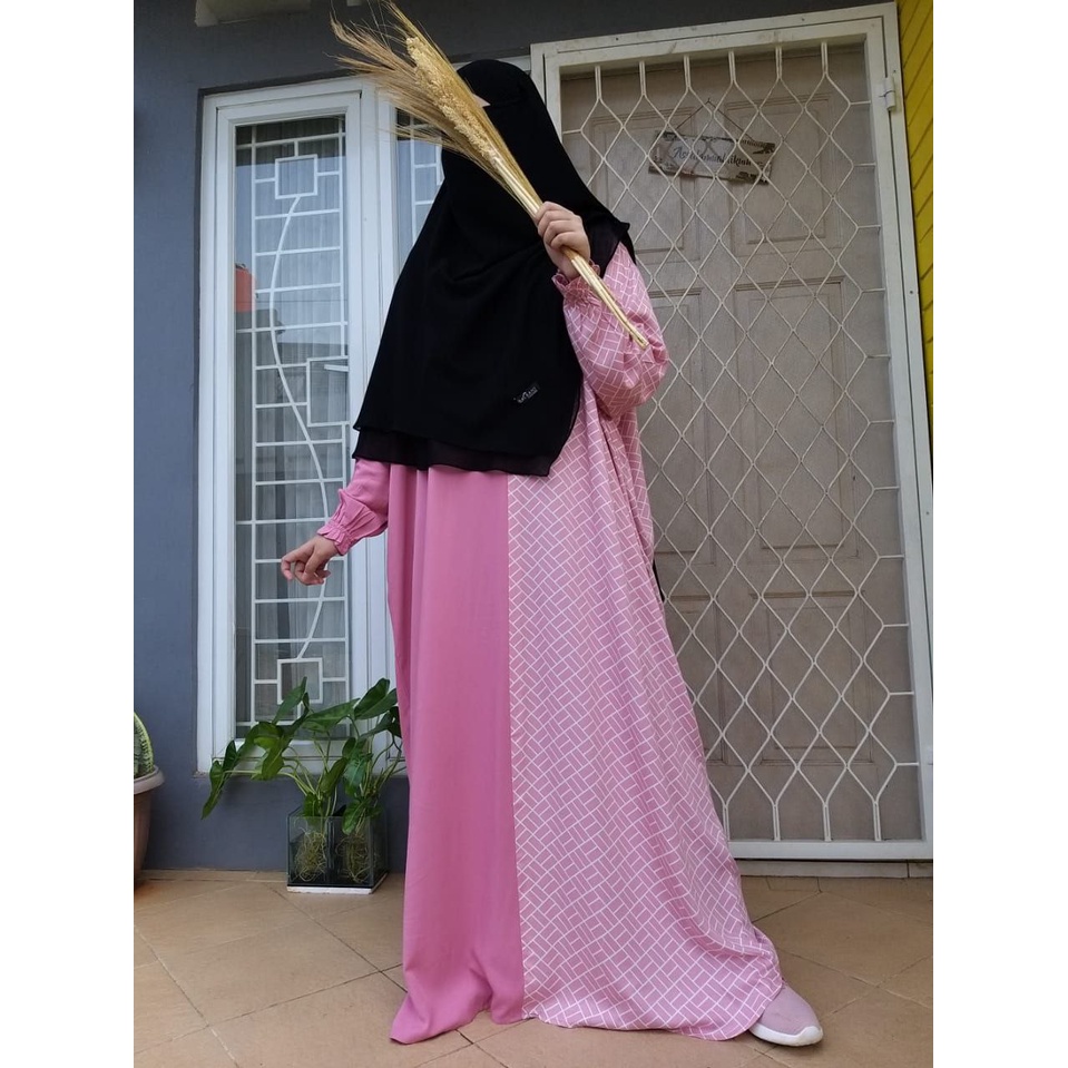 Albani Corner - SAILA BY ALBANI CORNER Abaya Saila Bahan Rayon Twill Premium size M - L