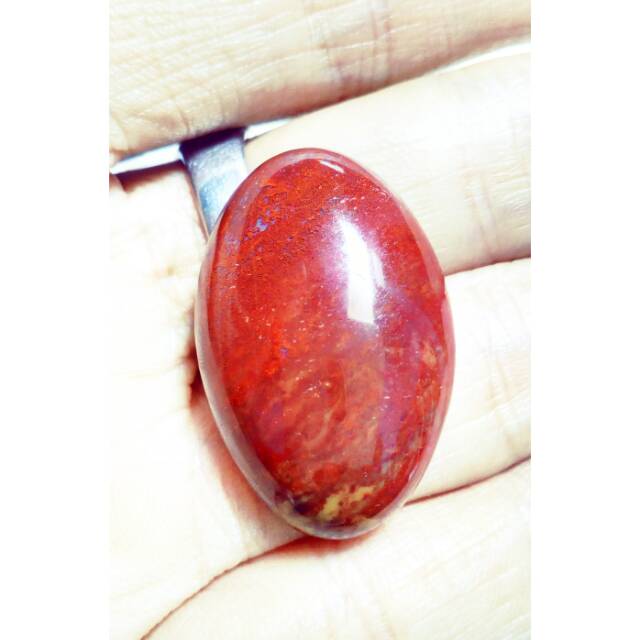 

Jasper merah