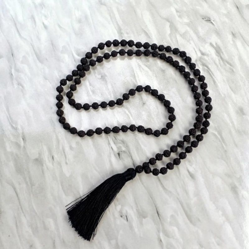 Kalung Rudraksa 108 Japamala Hitam / Kalung Rudraksa Hitam / Kalung Biji Genitri / Kalung Genitri Bali / Kalung Japamala / Rudraksha Japamala / Kalung Berjapa / Kalung Khas Bali / Kalung Pria / Biji Genitri Hitam / Craftdewata