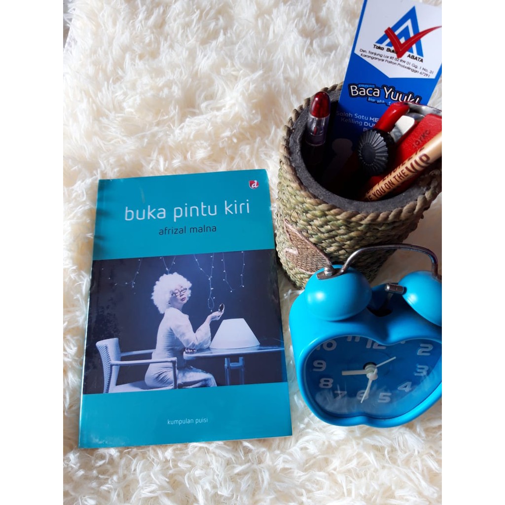 Buka Pintu Kiri - Diva Press