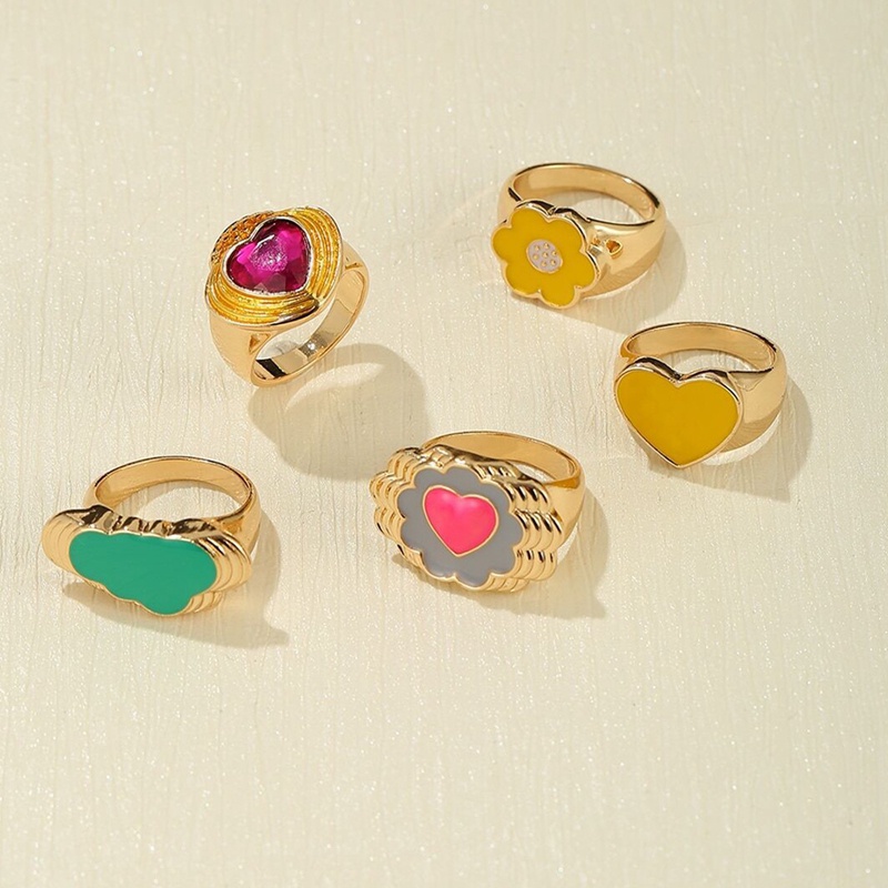 4 / 5 / 6Pcs / Set Cincin Bahan Metal Warna Pink Gaya Punk Untuk Wanita