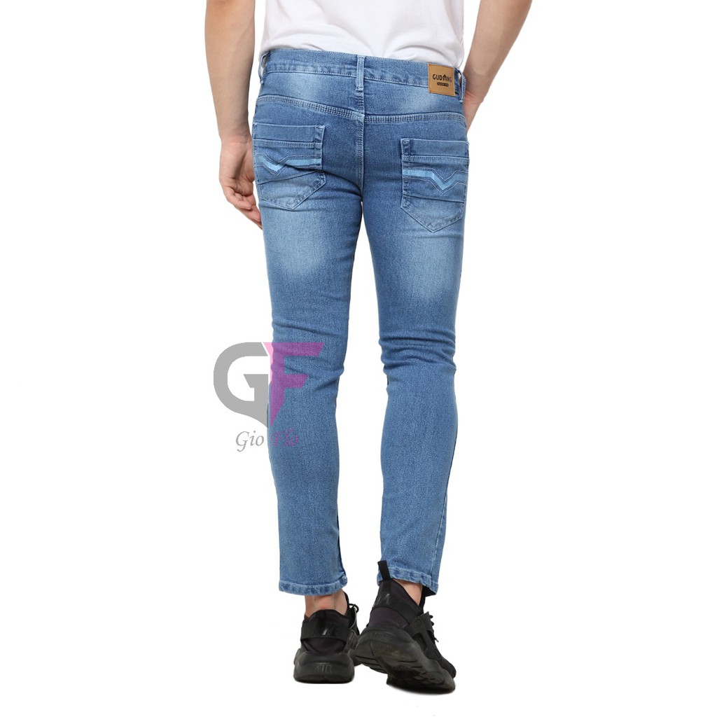 GIOFLO Jeans Cowok Celana Panjang Casual Terbaru Biru Muda / CLN 1014