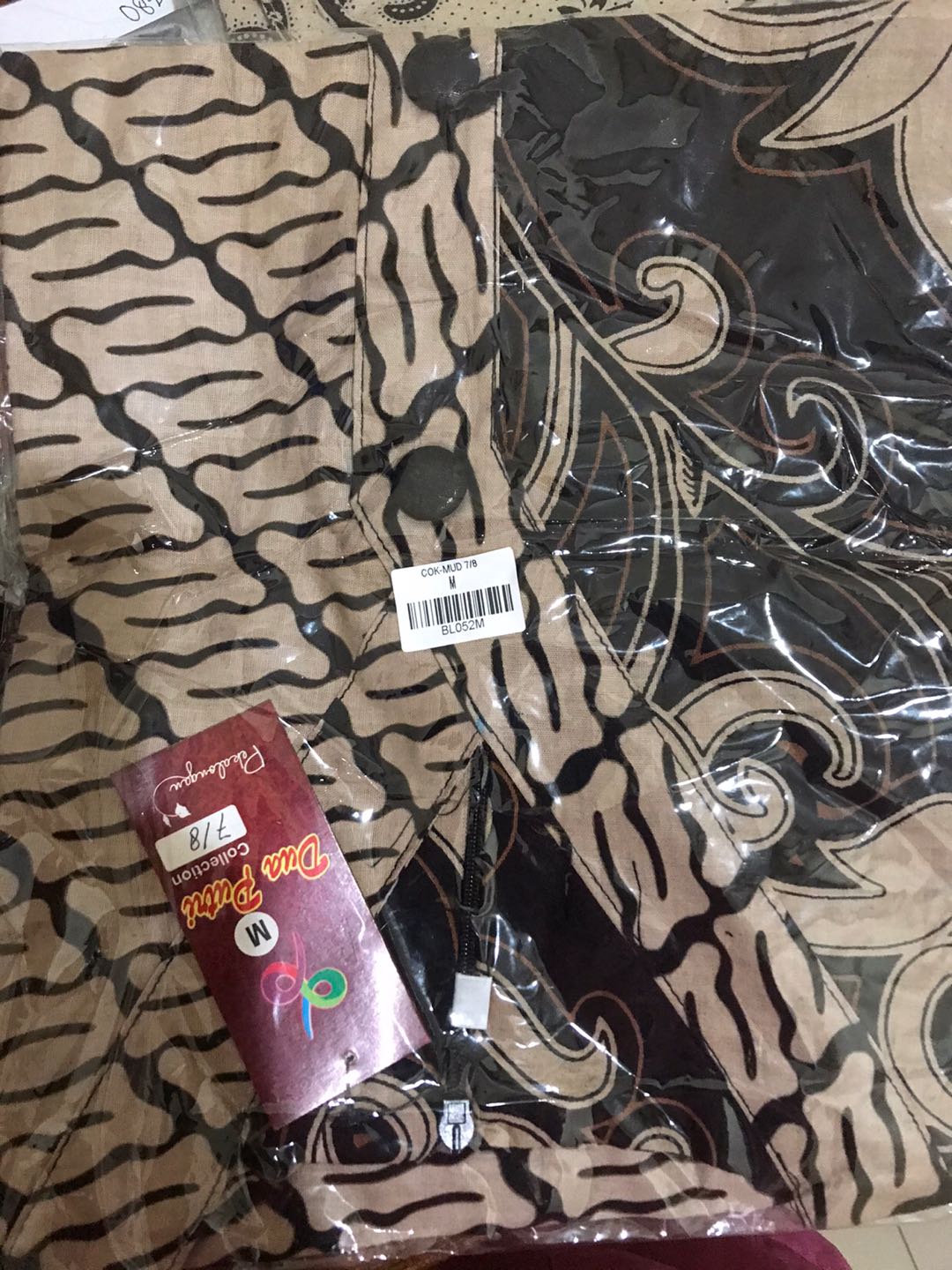 Crop Top Etnik Atasan Batik Wanita Modern By  Batik Dua Putri Collection