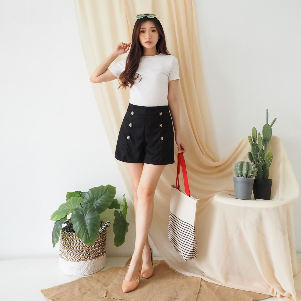 COTTONBELLS CELANA  CASUAL  WANITA BUTTON SUEDE HOTPANTS C 