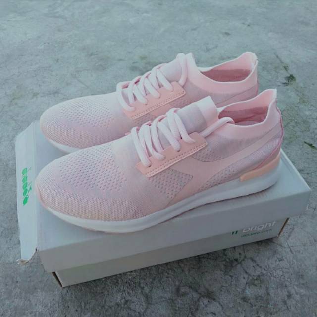 SEPATU DIADORA LERANZO PINK ORIGINAL 100%