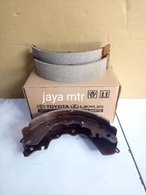 Kampas rem belakang/ brake shoe calya/sigra