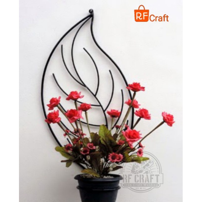 HIASAN DINDING TEMPAT POT BUNGA BESI