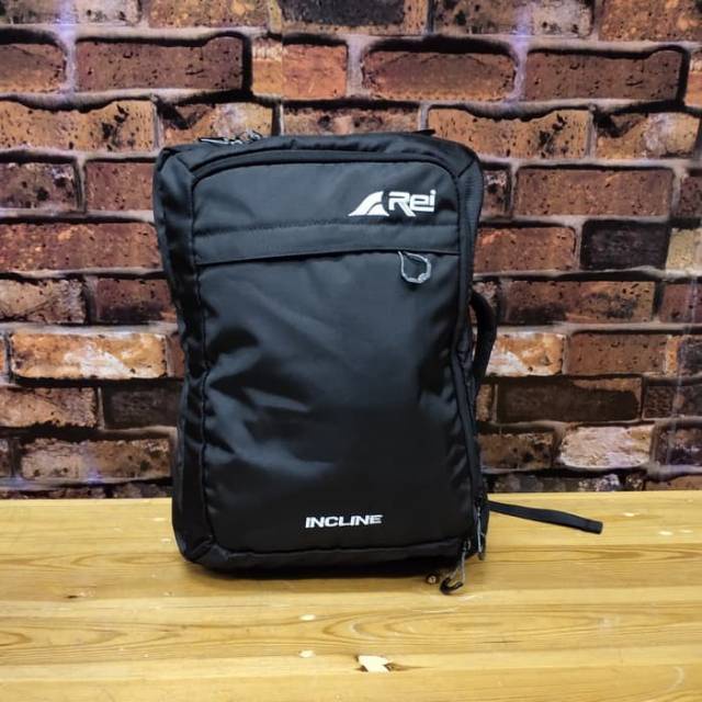 Tas Laptop Arei Incline Black 51570 Backpack - ELF