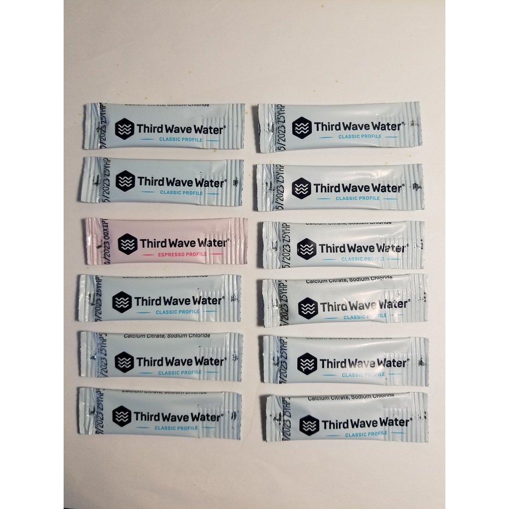

THIRD WAVE WATER CLASSIC PROFILE 12 ONE GALLON SACHETS.