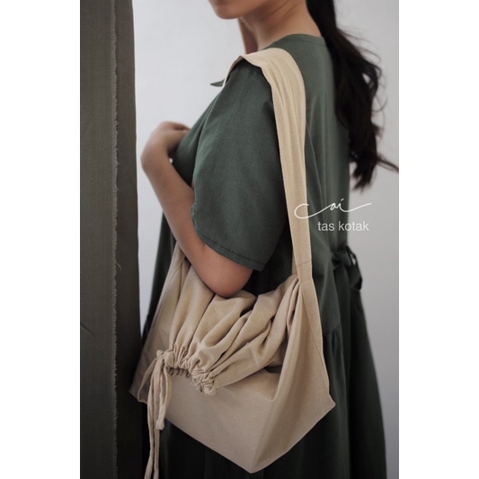 CAI TAS KOTAK SERUT TAS BAHU WANITA RINGAN LINEN SANTAI MURAH