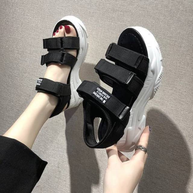 Sandal Gunung Gladiator Sandal Kasual Wanita Korea-1