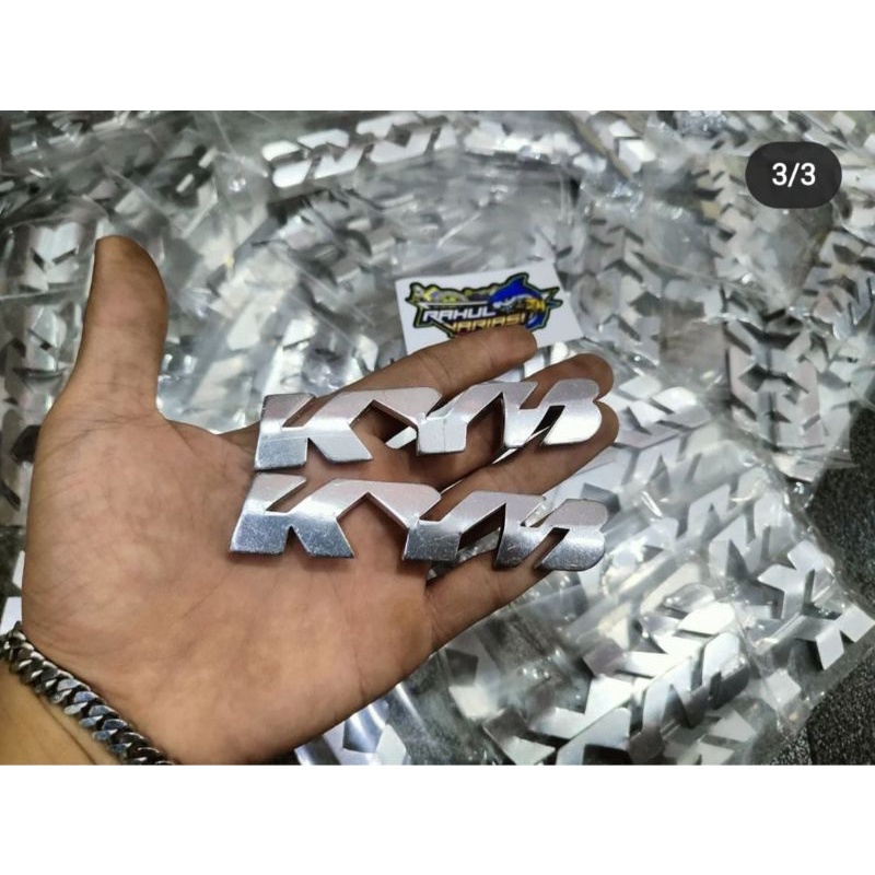 LOGO EMBLEM KYB TIMBUL UNTUK SHOCK DEPAN MOTOR SEPASANG