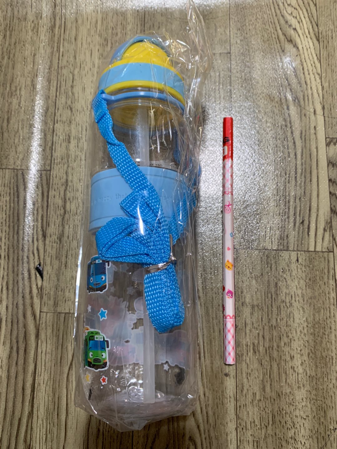 Botol Minum Anak Tinggi Sedotan Karet Tengah Bpa Free