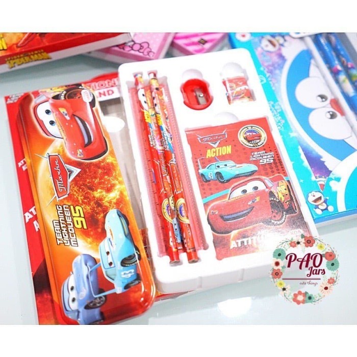 

Dijual Kotak Pensil Sekolah / Tempat Pensil Set Anak / Doraemon / Spiderman Bagus