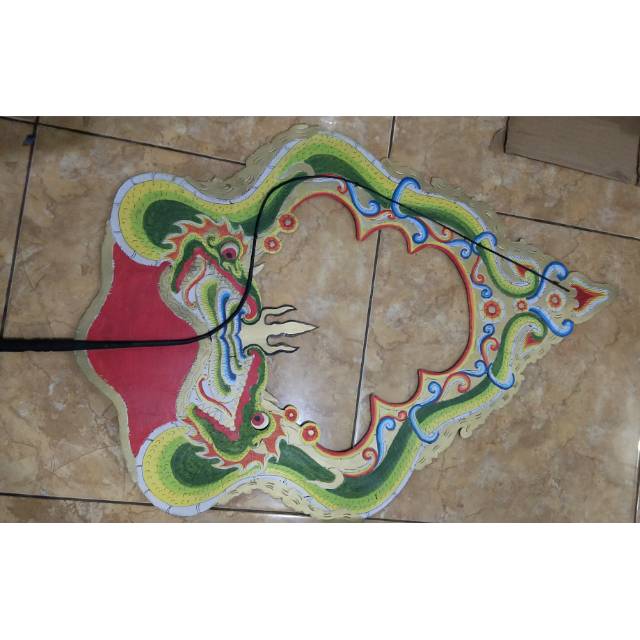 

Wayang kertas gunungan klowong premium