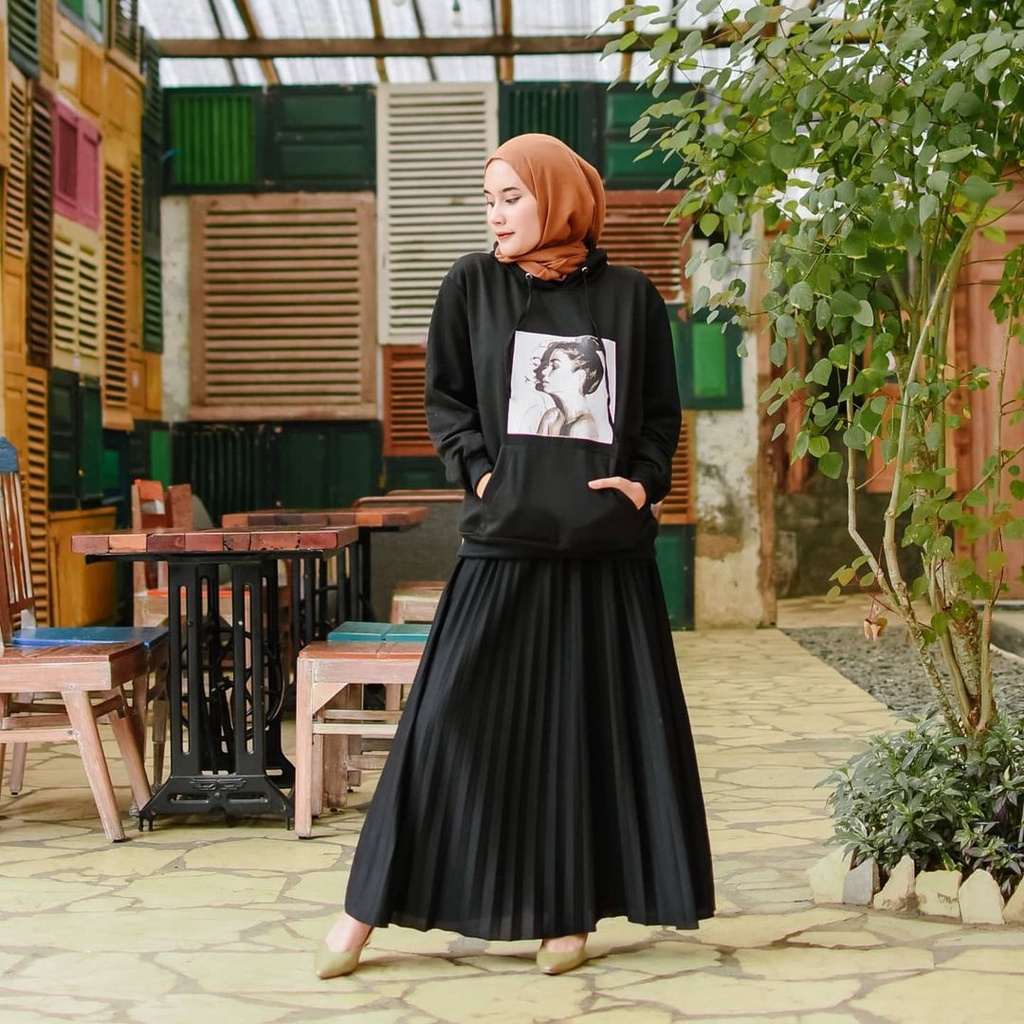 Zanah Hoodie Woman With Shadow-Sweeter  Gaya Terbaru Bahan Fleece