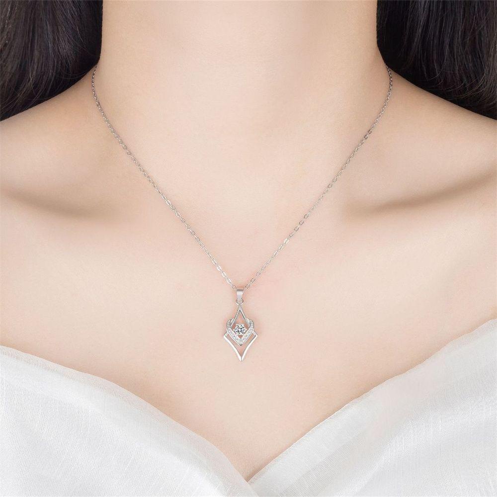 Kalung Rantai Dengan Liontin Kristal Zircon Untuk Wanita