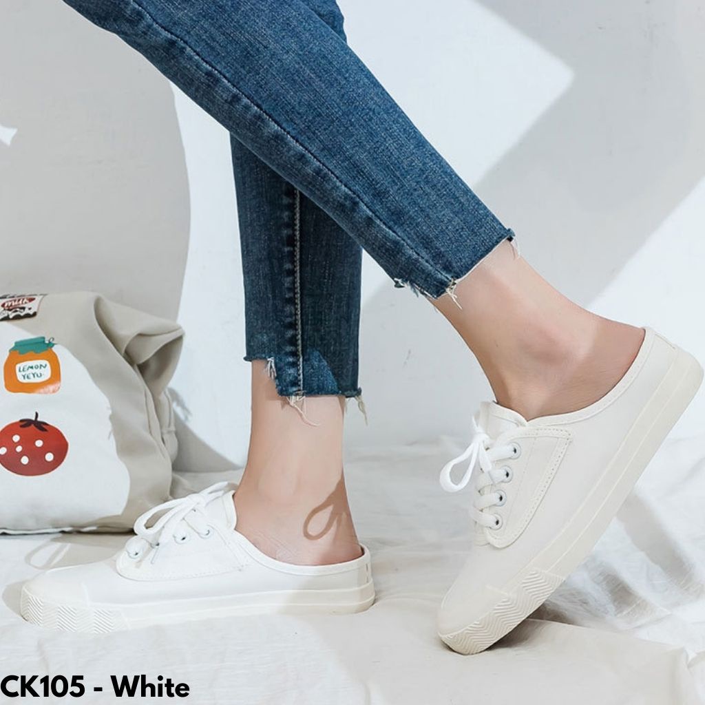 SEPATU SNEAKERS SELOP PRAKTIS DIPAKAI MODEL SIMPLE BLACK WHITE LIST CAKEP BAHAN KANVAS IMPORT CK105