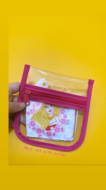 Masker Dengan dompet mika