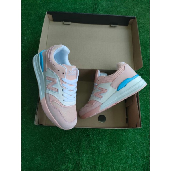 Sepatu NB import Vietnam