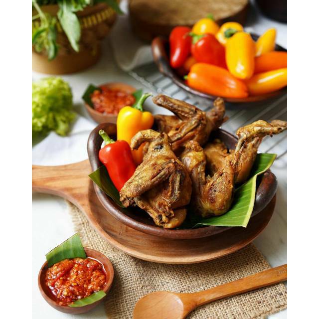 

Penyetan Cok Ayam Bumbu Kuning Frozen