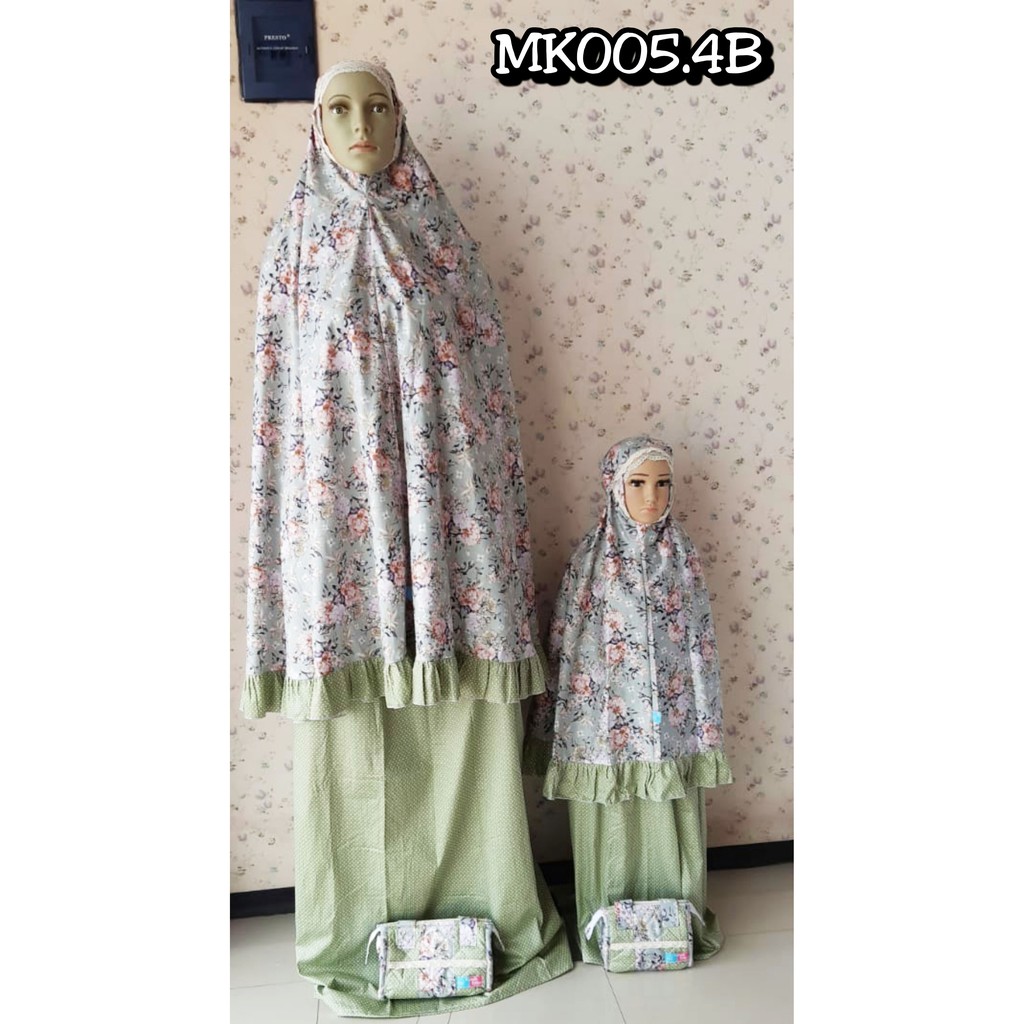 mukenah couple ibu anak / mukenah anak dan ibu / mukenah ibu dan anak 2 tahun