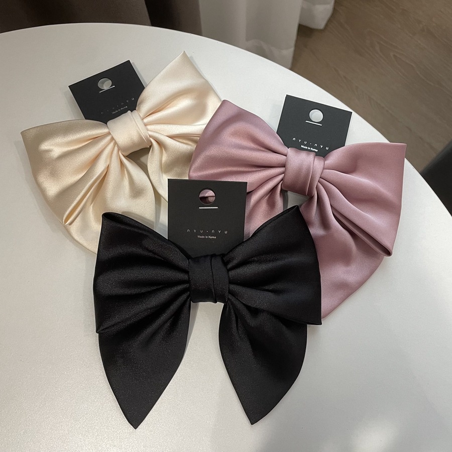 SUPER BIG BOW HAIRCLIP RIBBON HAIR CLIP KLIP JEPIT RAMBUT PITA BESAR JEPITAN FAIRY GIRLY GRENCH RETRO VINTAGE KLIP AKSESORIS SATIN KAIN SILK LEMBUT WARNA SOLID POLOS PASTEL HITAM PUTIH KREN PINK BIRU HIJAU KOREA KOREAN INS TRENDY NICHE