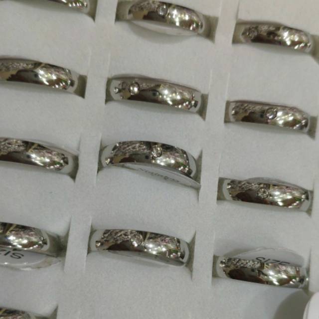 Cincin titanium isi 36pcs putih permata polos