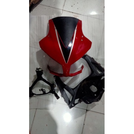 body tameng depan Cbr 150r lokal