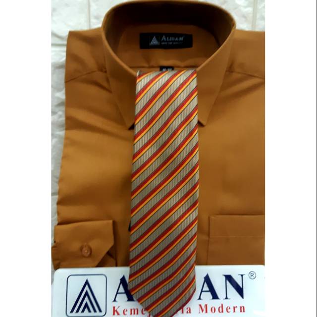 Kemeja Alisan warna coklat (C7) + dasi