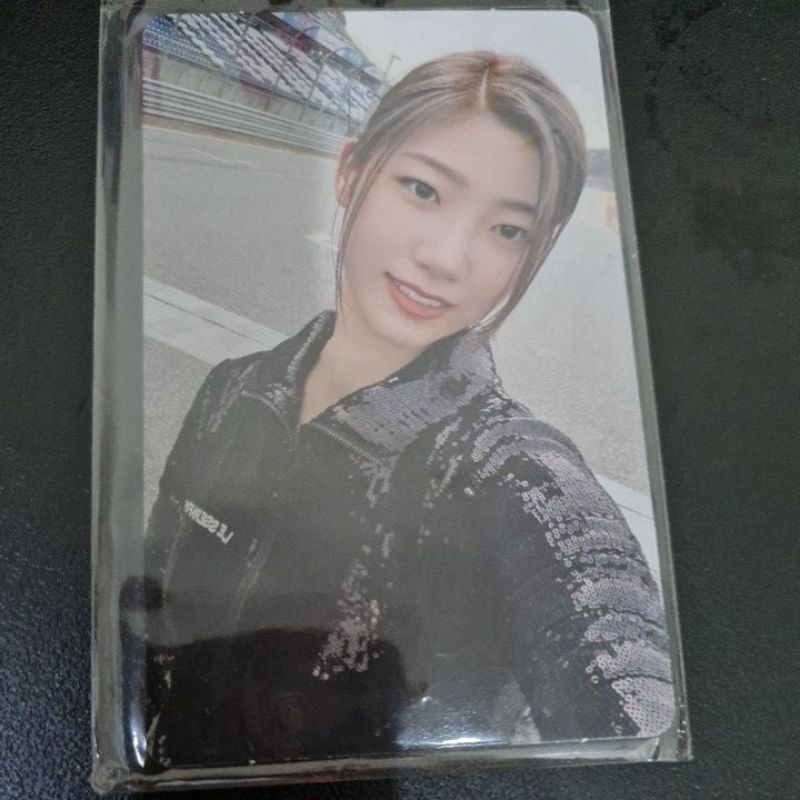 Le sserafim NCT Resonance pt 2 Jaehyun Kazuha Pc Photocard Keyring