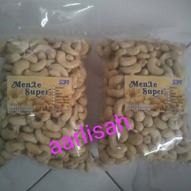 

Kacang mente mentah