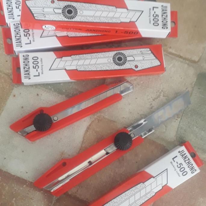 

Premium Product!!! Cutter Pisau, Alat Potong Praktis Kertas Dos Plastik Dll. Tajam Ringan - Paling Diminati
