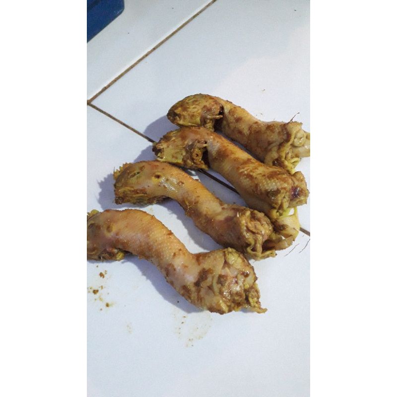 

kepala ayam /1,biji siap di goreng